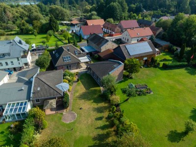 Ein Zuhause für die ganze Familie -2 Einfamilienhäuser +1  Wellness-Gym/Provisionsfrei