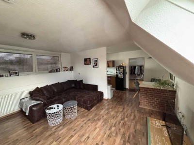 Freundliche 2-Zimmer-DG-Wohnung mit Balkon in Gronau-Epe