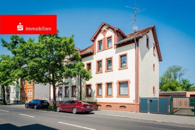 Offenbach Bieber: Leerstehendes Mehrfamilienhaus mit 3 Wohneinheiten und großem Garten