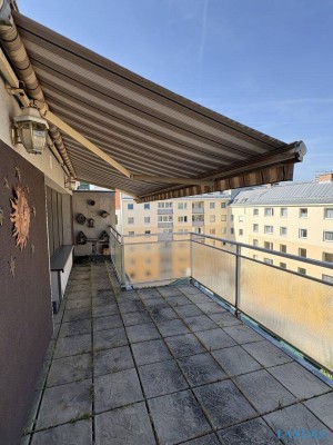 Neuwertige barrierefreie 2,5 Zimmer-Wohnung mit Gemeinschaftsgarten und 2 Balkonen in 1100 Wien!