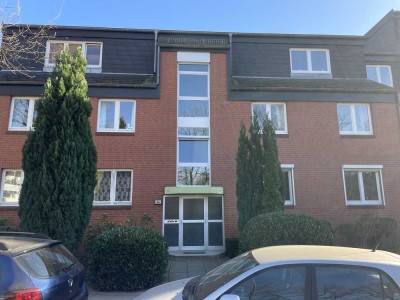 Gut geschnittene 2-Zimmer-EG-Wohnung mit Einbauküche in Hamburg Niendorf