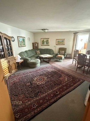 Jeweils 2 WG Zimmer mit Wohnzimmer ab 01.10.25 bis 30.04.26 voll möbliert zu vermieten