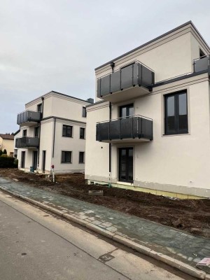 Traumhafte, helle 3-Zimmer-Penthouse Wohnung mit Blick in den Vorderwald  in OF Rosenhöhe