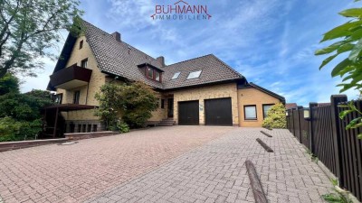 Großzügiges, luxuriöses Zweifamilienhaus in top Zustand und gut angebunden