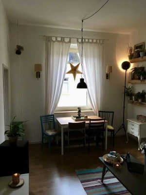 Charmante 2-Zimmer-Wohnung mit Top-Anbindung nahe Uniklinikum in Essen-Holsterhausen
