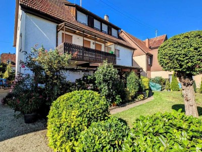Gut aufgeteilte EG-Wohnung mit schöner Terrasse und Gartenoase unweit des Zentrums