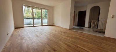 schöne, gepflegte 4 Zimmer-Maisonette Wohnung mit EBK in Bad Homburg