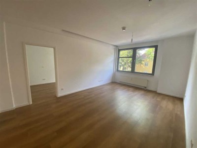 Erfurt* Karree am Südpark*gemütl. 2 Zimmer-Wohnung* EBK*Bad mit Dusche und Wanne*