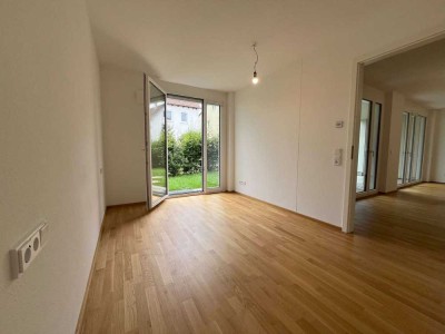 Neuwertige 2-Zimmerwohnung in Bettringen mit Terrasse, Garten & TG - ideal für Singles, Best Ager