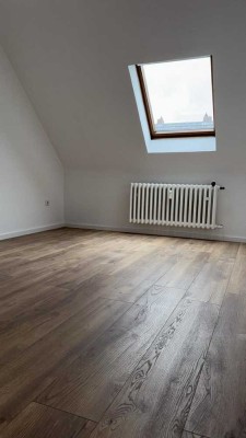 Schöne 2-Zimmer-Dachgeschosswohnung in Viersen