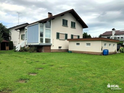 Ein- oder Zweifamilienhaus in Lustenau mit viel Garten