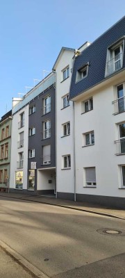 Moderne 3-Zimmer Wohnung  "teilmöbliert"  mit Balkon im 3. OG in Lahr/Schwarzwald