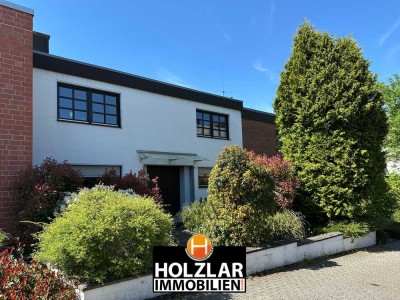 STILVOLLES FAMILIENHAUS IN GEFRAGTER WOHNLAGE VON BONN IPPENDORF