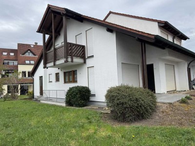 Doppelhaushälfte mit EBK und Garage  in Bietigheim-Bissingen / Ortsteil -Bissingen