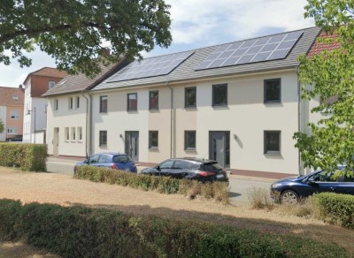 Hell & durchdacht wohnen – Ihr Reihenhaus in Ohrdruf mit Garten