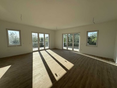 Exklusive Neubauwohnung – Erstbezug in ruhiger Lage direkt am Golfclub