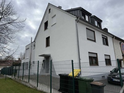 Attraktives und modernisiertes MFH mit 3 WE mit ca. 244m² Wfl. in Troisdorf Oberlar zu verkaufen!