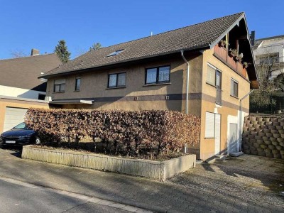 ImmobilienPunkt*** Großzügiges 2-Familienhaus in ruhiger Grünlage