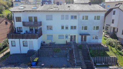 ++ Eutingen ++ 5-Zimmer mit 127 m² verteilt auf 2 abgeschlossene Wohnungen ++ Balkon ++ Garage ++