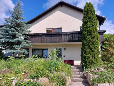 Großzügiges 7-Zimmer-Haus mit Veranda und Garten in Rangendingen