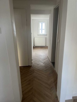 Wohnen im Fachwerk - Stilvolle 2,5-Zimmer-Wohnung im Kern von Obertshausen