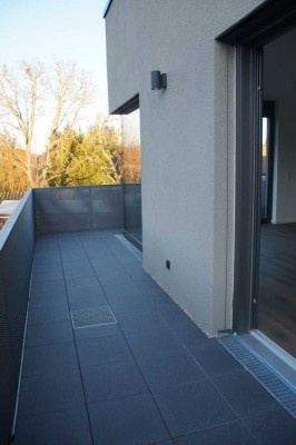 NEUBAU ERSTBEZUG -  Helle 4 ZKB, 2 Balkone - 1. OG - W5