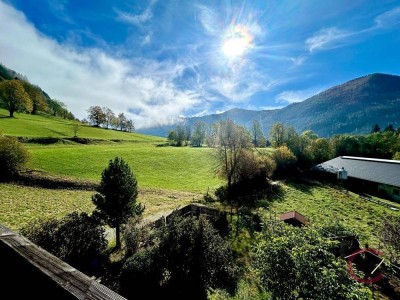 Reizende 2-Zimmer-Wohnung mit Balkon in schöner, ruhiger Grün Aussichtslage