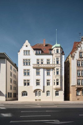 Historische Stadtvilla - helles WG-Zimmer in zentraler Lage