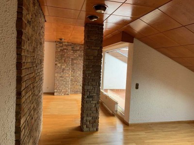 Attraktive Dachgeschosswohnung in bester Wohnlage