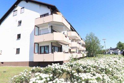 Energieeffizient modernisiert – Drei-Zimmerwohnung in zentraler Lag