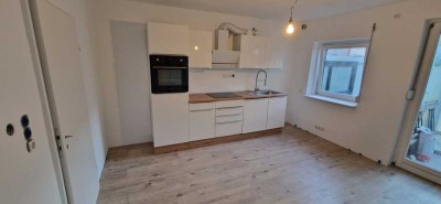 Reihenhaus 1200 € - 100 m² - 5.0 Zi. - 2 Bäder