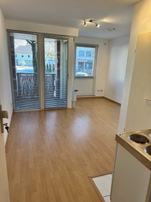 Einzimmer-Appartement mit Balkon und Tiefgarage in Hannover-Stöcken