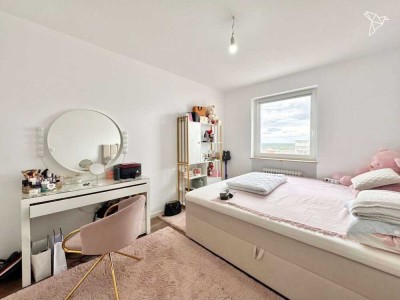 INVESTIEREN MIT STIL � Gepflegte 2,5 Zimmer Wohnung mit Balkon in Langen!