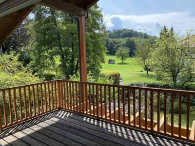 Individuelle Villa mit Einliegerwohnung in ruhiger Top-Lage
