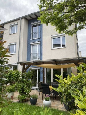 Niedrigenergiehaus mit Loggia in Eschersheim