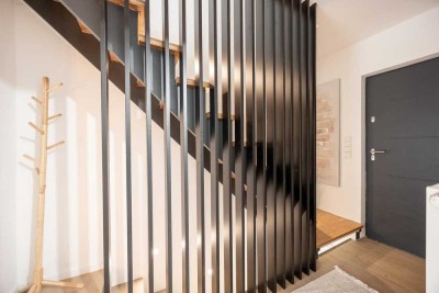 BEZUGSFERTIGES REIHENHAUS: KERNSANIERT, MIT WÄRMEPUMPE IN STÖCKHEIM