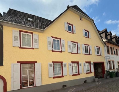 Historisches Mehrfamilienhaus in begehrter Altstadtlage von Ettlingen