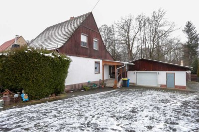 Ihr Platz für Träume in Schöpstal! Einfamilienhaus mit großzügigem Nebengebäude