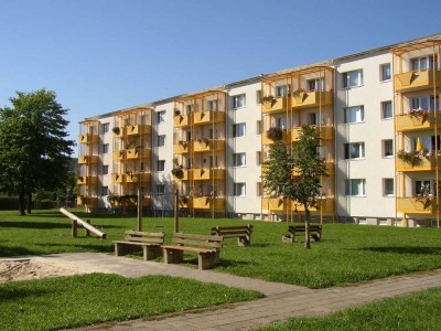 Sanierte 3-Raum-Wohnung in Zwötzen mit Wanne und Balkon