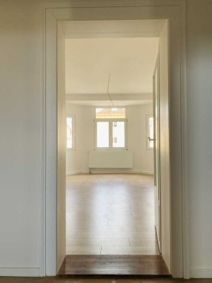 Wunderschöne Altbauwohnung in der Nürnberger Südstadt 92qm 3 Zimmer mit großem Balkon. Stadtteil