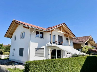 Modernes Einfamilienhaus mit Wohnkeller und 3 Bädern in Raubling