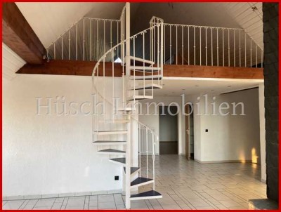 Aussergewöhnliche  Maisonette-Eigentumswohnung mit 150 QM WFL., 2 Zimmer, großem Balkon in Überruhr.