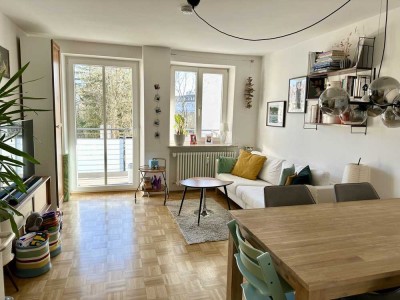 Sonnige 2 Zimmer-Wohnung mit Einbauküche in Untergiesing