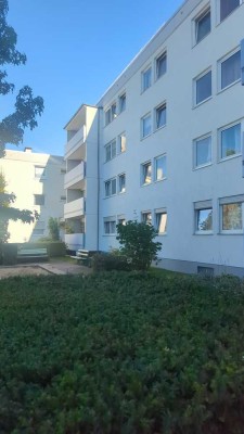 Exklusiv sanierte 2 Zimmer Wohnung mit hochwertiger Ausstattung