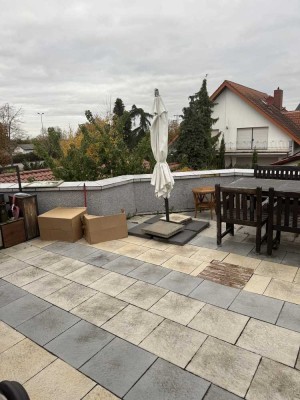 Attraktive 2-Zimmer-Wohnung mit Balkon in Bürstadt