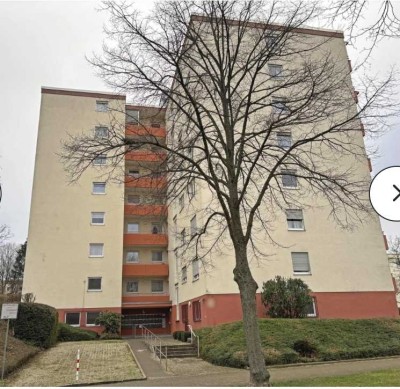 Helle 3-Zimmer Wohnung im 4. OG mit Balkon in Pforzheim-Buckenberg