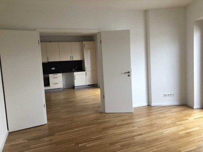 Attraktive 3-Zimmerwohnung - barrierefrei - sonnige Dachterrrasse - Aufzug  frei ab 1. November 2025