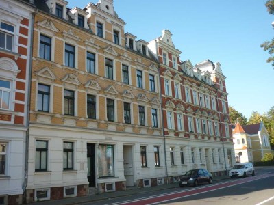 Sie suchen eine kleine, zentrumsnahe 2-Raum-Wohnung mit Balkon?