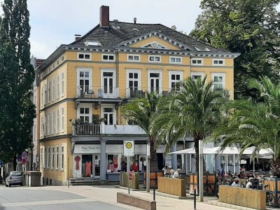 Zentrale 3-Zimmer-DG-Wohnung am Brunnenplatz/Wandelhalle!