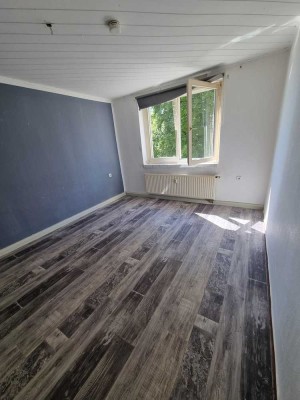 gut geschnittene 3 Raum Wohnung